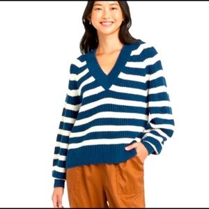 🩵2/$20 MIX &MATCH NEW! 💙Navy & Cream Ovrszd Striped V-neck Pullover Knitted Swt
